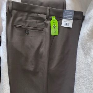 Haggar Men’s Dress Pants